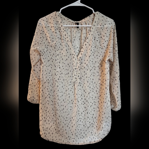 Maurices Tops - Maurices Women's Cream Blouse with Black Pattern, size medium.